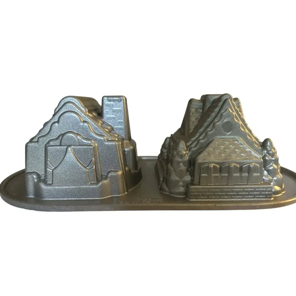 New Nordic Ware Gingerbread House Christmas Cake Mold Bundt Pan Duet 5Cup Heavy
